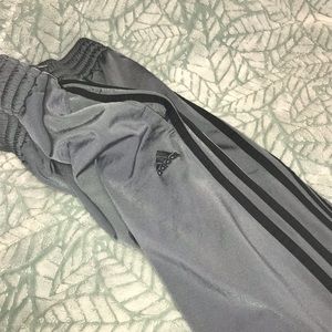 Men’s Adidas sweatpants